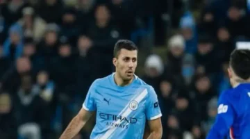 تشيلسي يسجل هدفا قاتلا ويمنح أرسنال هدية في الدوري